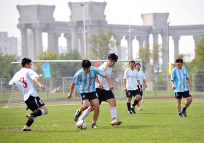 来自欧洲的法国、比利时先后淘汰南美的乌拉圭、巴西闯入4强